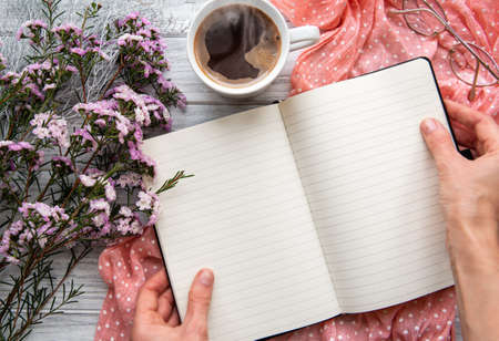 The Ultimate Guide to Daily Tarot Reading: How to Begin Your Morning Ritual in the UK