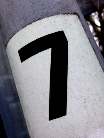 Key Differences Between Chaldean and Pythagorean Numerology: A British Perspective
