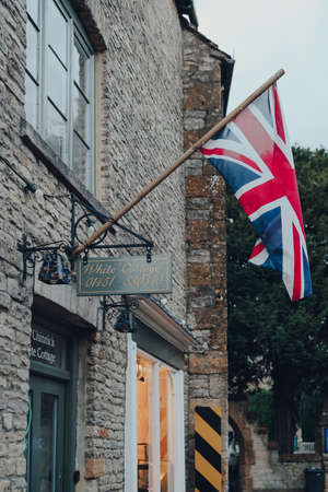 Dreams in the British Countryside: Rural versus Urban Cultural Differences in Dream Meaning